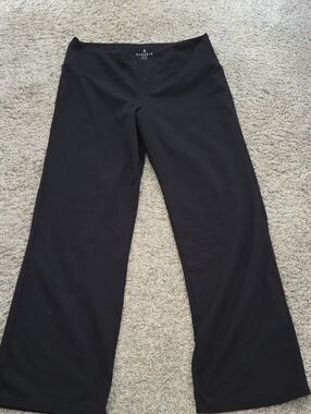 Danskin Black Stretch Straight-Leg Workout Pants